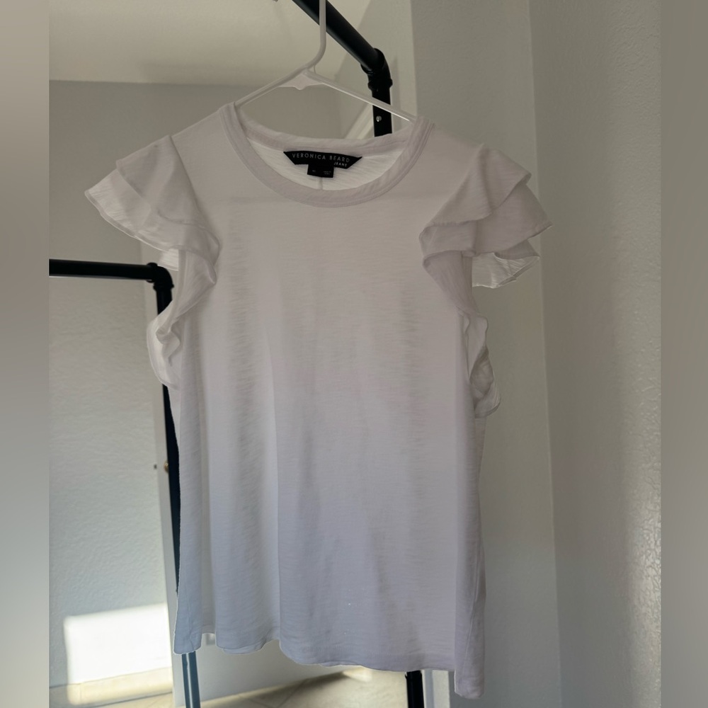 Veronica beard jeans white ruffle t-shirt size XS lightly worn in great conditio